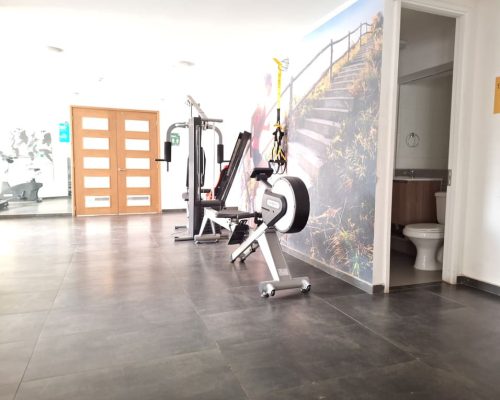 127999_Equipamiento_Gim